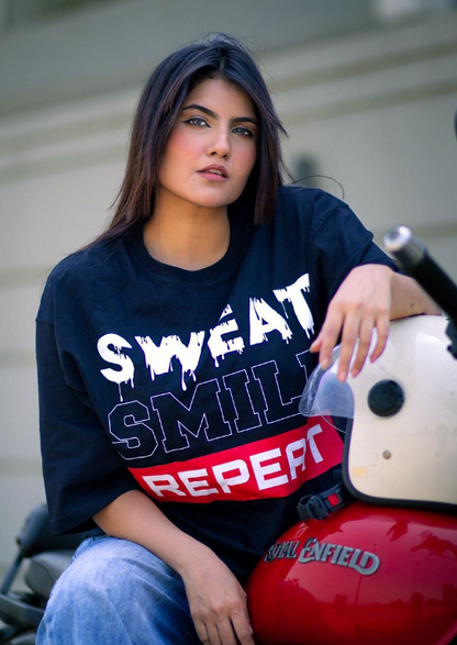 Unisex Oversized Classic T-Shirt | Sweat Smile Repat